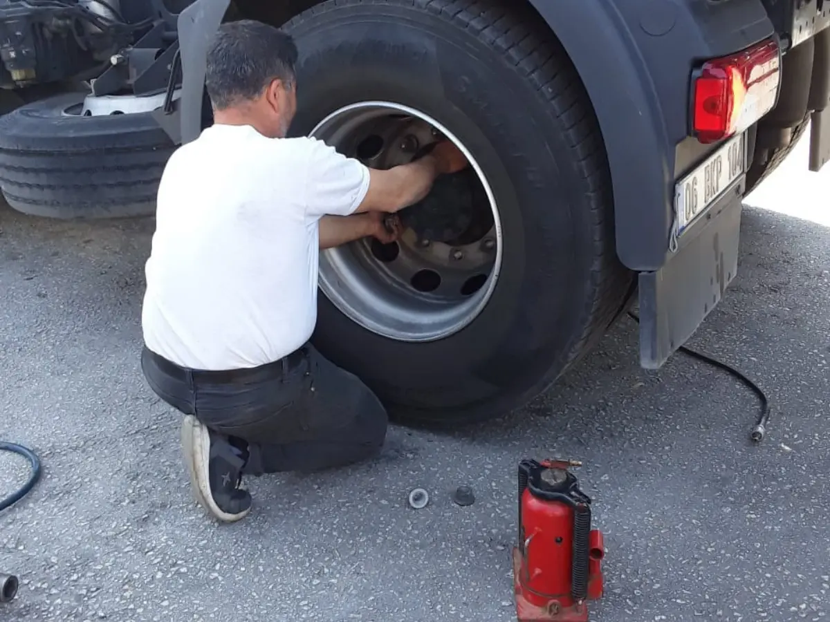 Sındırgı Oto Lastikçi